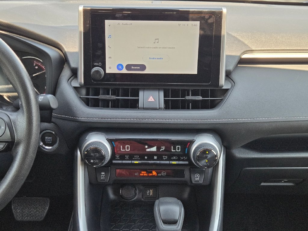 Used 2025 Toyota RAV4 XLE FWD image 16