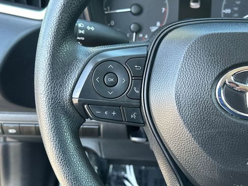 Used 2024 Toyota Corolla LE image 18