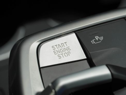 Certified 2025 BMW X1 xDrive28i AWD/4WD image 19