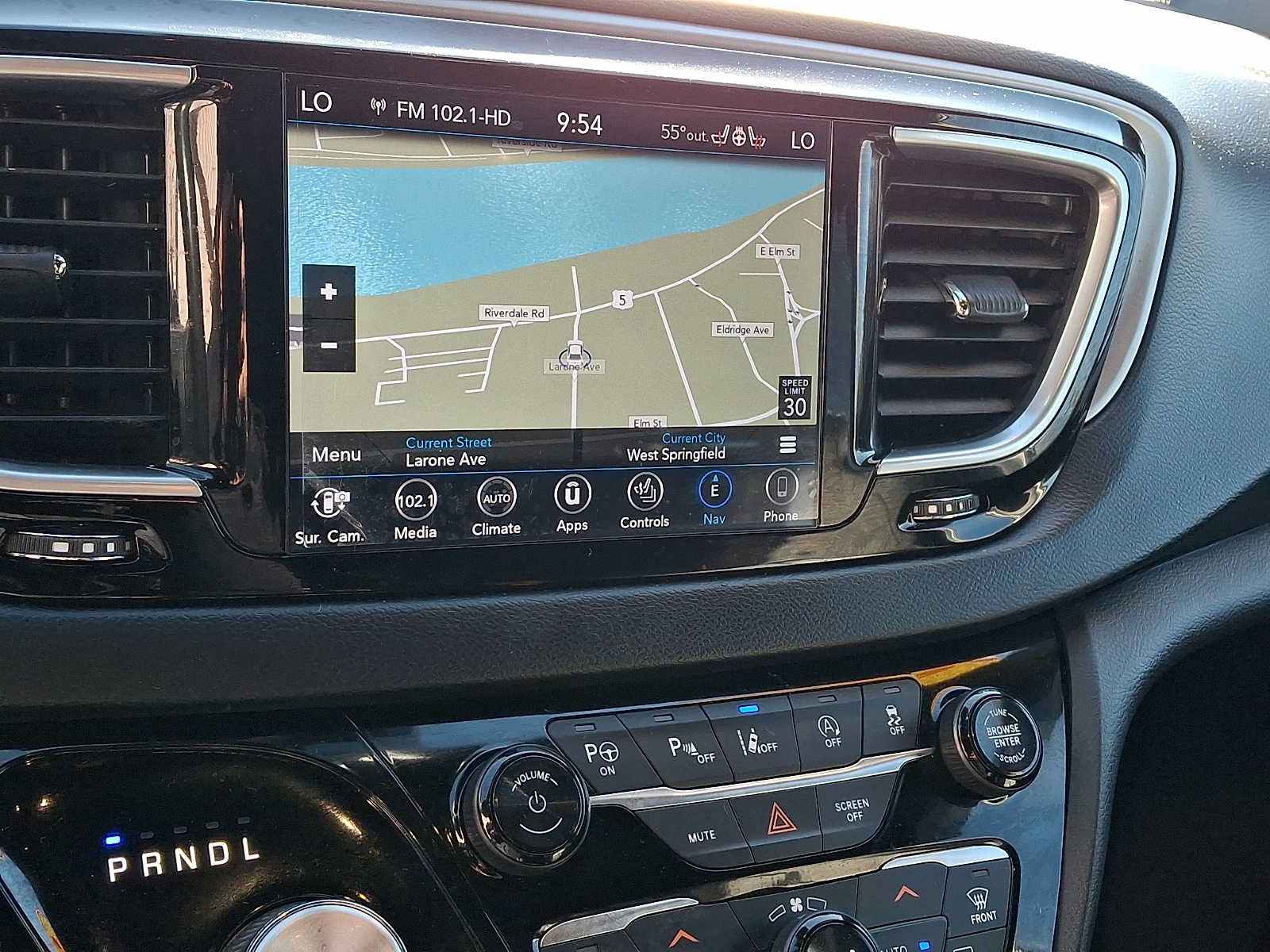 Used 2019 Chrysler Pacifica Touring-L FWD image 19