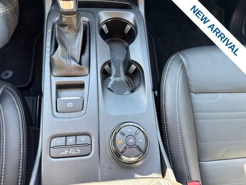 Used 2025 Ford Ranger Lariat w/ FX4 Off-Road Package AWD/4WD image 28