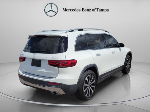 Used 2023 Mercedes-Benz GLB 250 4MATIC image 4
