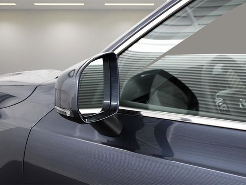 New 2025 Volvo XC90 B6 Core w/ Protection Package image 11