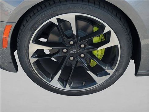 Certified 2020 Chevrolet Camaro SS RWD image 23