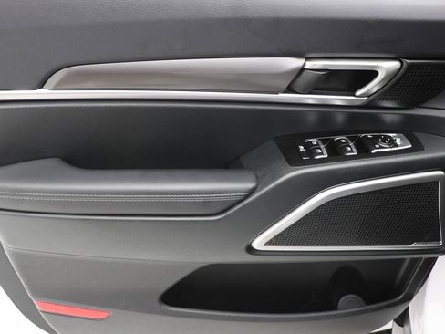 Used 2025 Kia Telluride S image 14