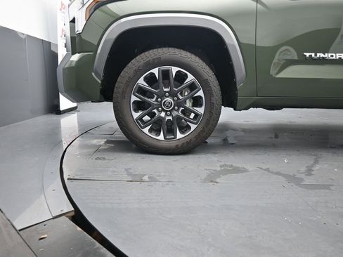 Used 2023 Toyota Tundra Limited AWD/4WD image 15