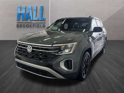 New 2026 Volkswagen Atlas Peak Edition