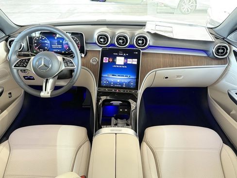 New 2025 Mercedes-Benz C 300 Sedan image 10