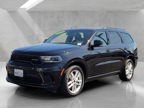 Used 2025 Dodge Durango GT image 8