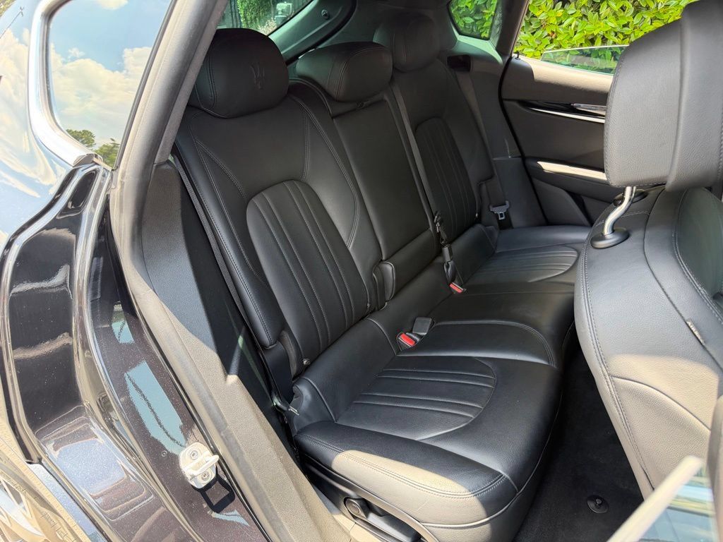 Used 2023 Maserati Levante Modena AWD/4WD image 40