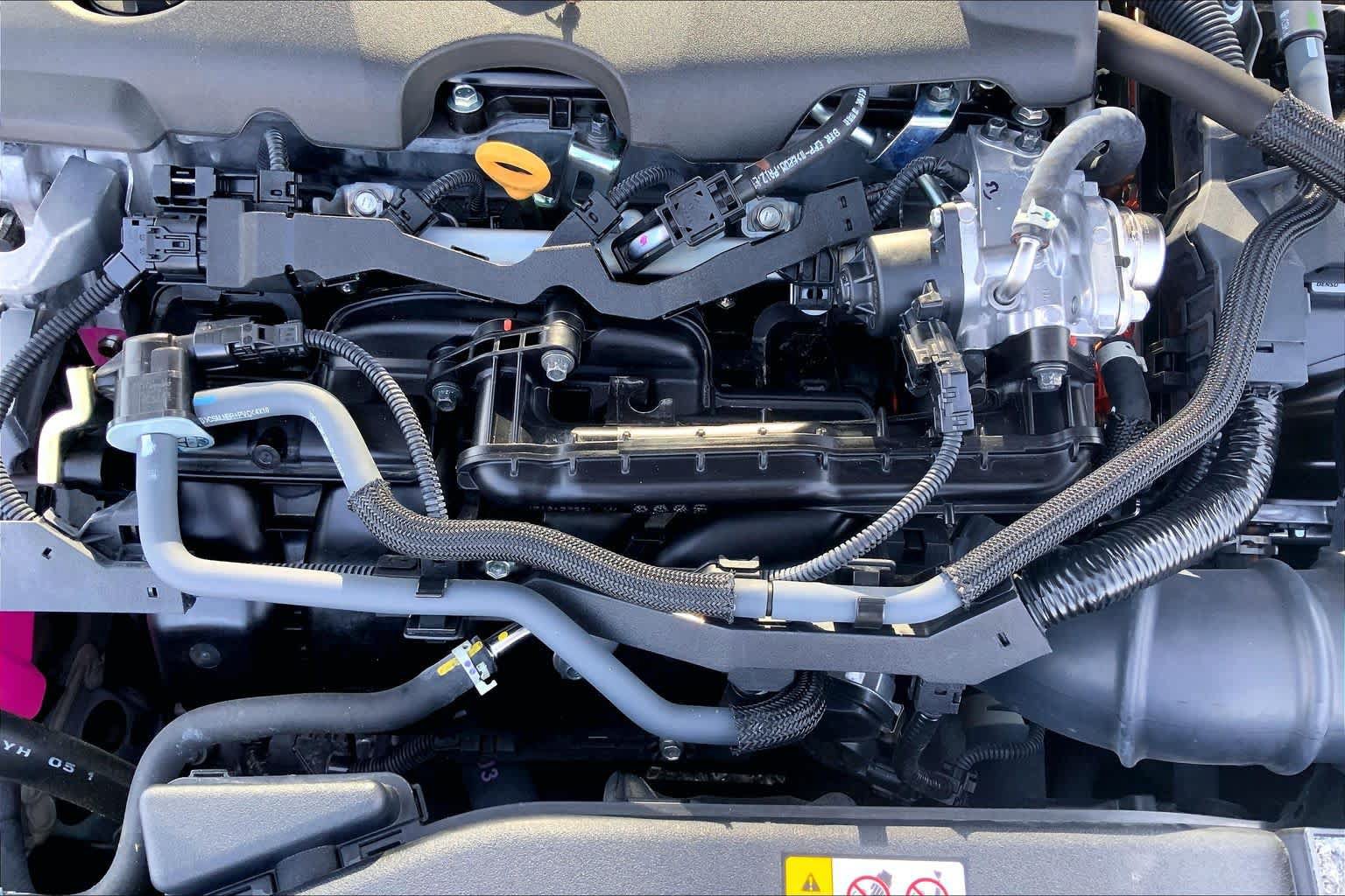 Used 2025 Toyota Camry LE FWD image 33