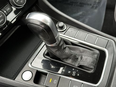 Used 2019 Volkswagen Jetta SE image 31