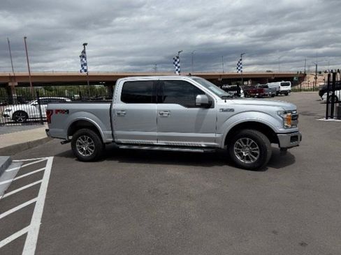 Used 2019 Ford F150 Lariat w/ FX4 Off-Road Package AWD/4WD image 14
