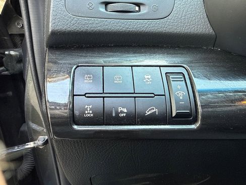 Used 2012 Kia Sorento LX w/ V6 Convenience Pkg image 7