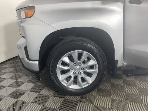 Used 2021 Chevrolet Silverado 1500 Custom image 11
