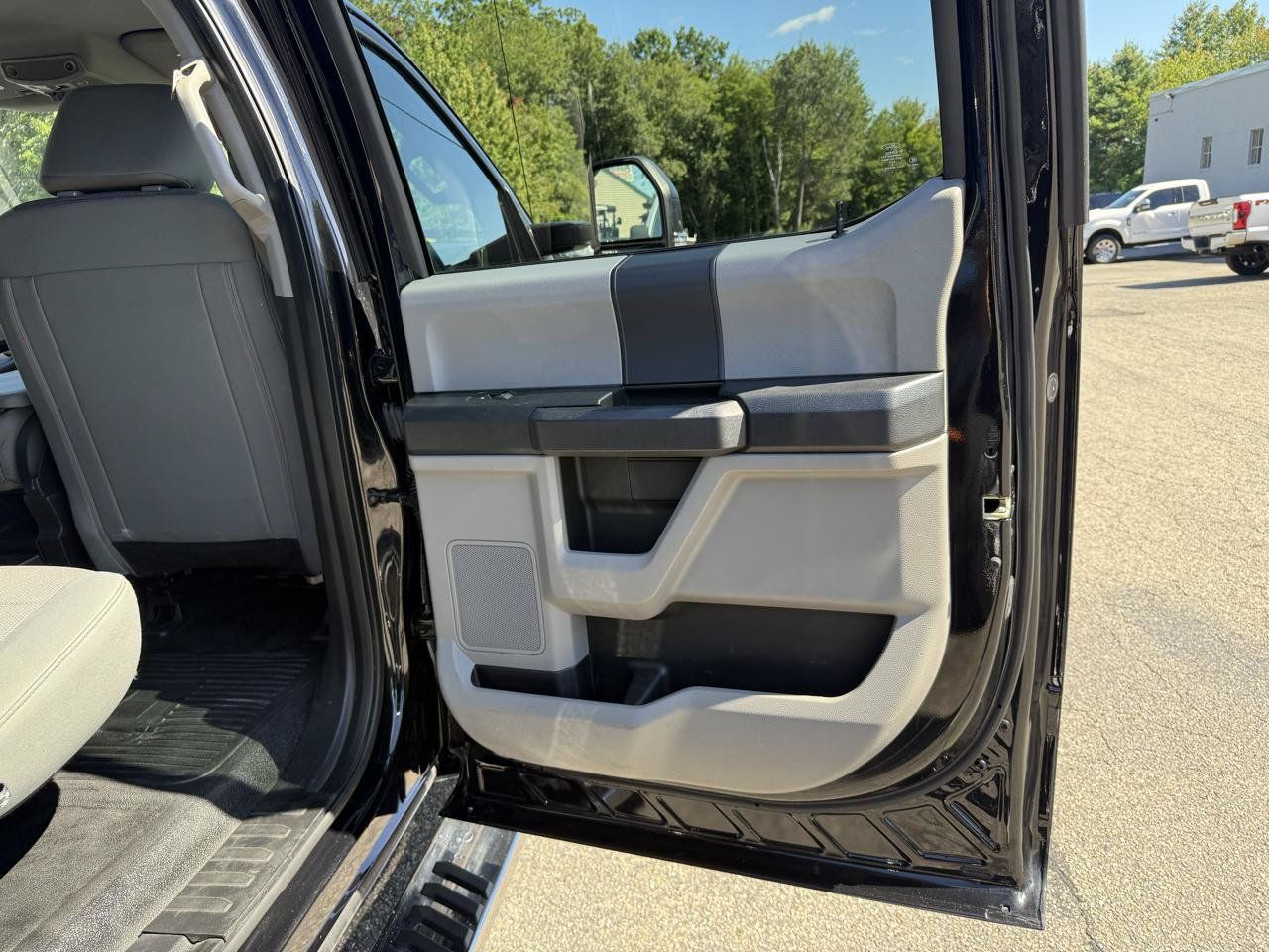 Used 2019 Ford F350 XL w/ STX Appearance Package AWD/4WD image 31