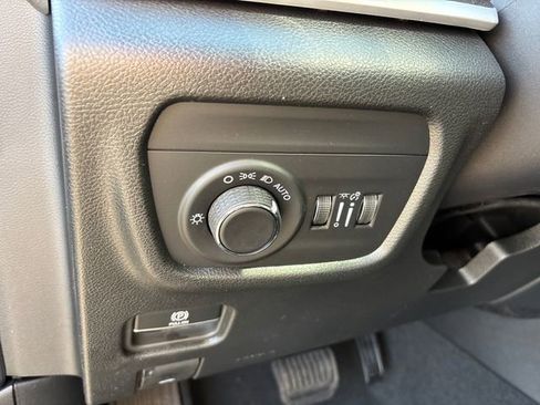 New 2026 Jeep Grand Cherokee Altitude AWD/4WD image 16