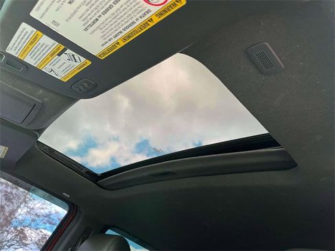 Used 2016 Ford F350 Platinum w/ FX4 Off-Road Package image 37