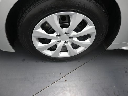 Used 2024 Toyota Corolla LE FWD image 34