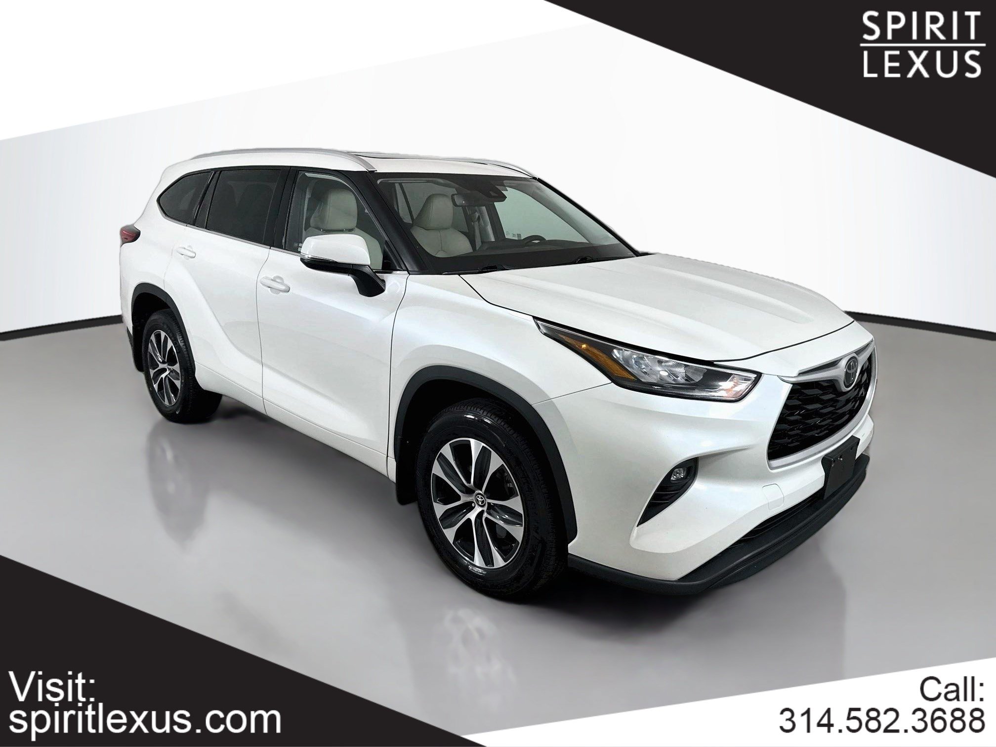Used 2020 Toyota Highlander XLE AWD/4WD image 1