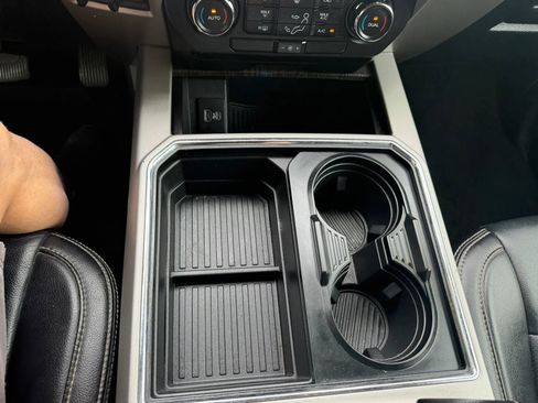 Used 2021 Ford F250 Lariat w/ FX4 Off-Road Package AWD/4WD image 21