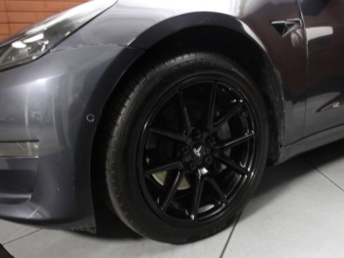 Used 2022 Tesla Model 3 Long Range image 2