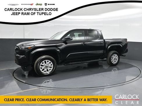 Used 2025 Toyota Tacoma SR AWD/4WD image 1