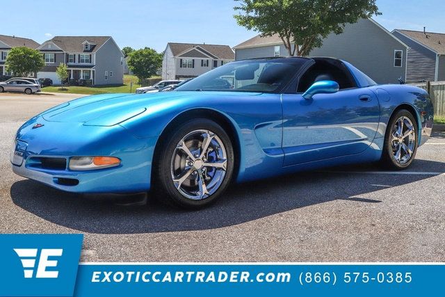 Used 1998 Chevrolet Corvette Coupe w/ Roof Pkg RWD image 1