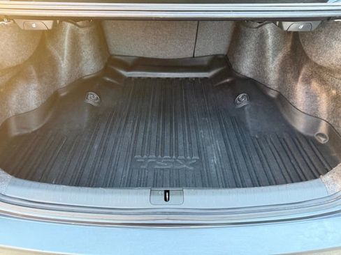 Used 2013 Acura TSX Sedan image 34