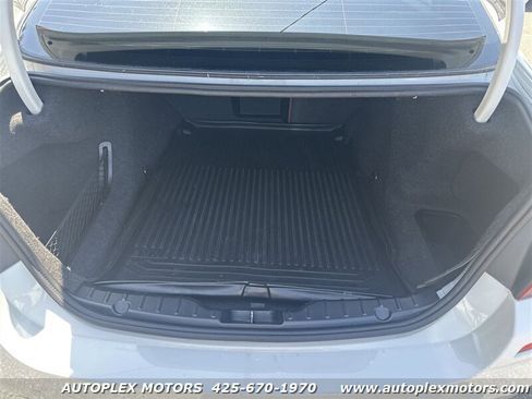 Used 2013 BMW 535i xDrive Sedan image 10