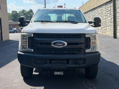 Used 2017 Ford F250 XL w/ Power Equipment Group AWD/4WD image 3