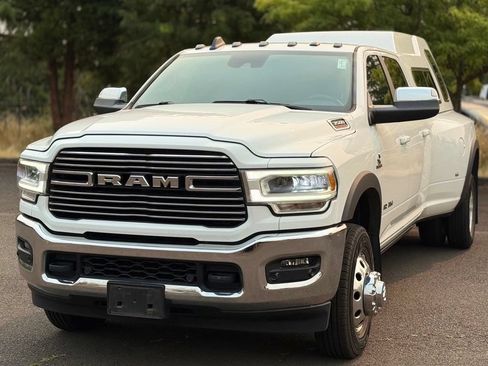 Used 2019 RAM 3500 Laramie AWD/4WD image 1