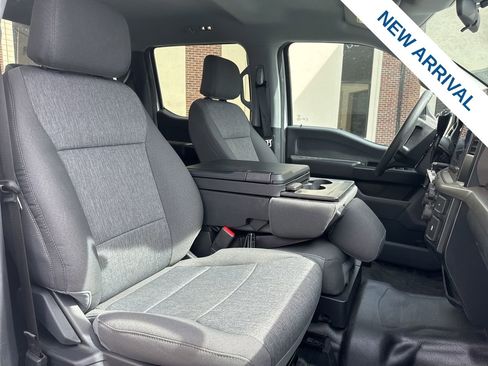 Used 2025 Ford F150 XL w/ Equipment Group 103A High image 9