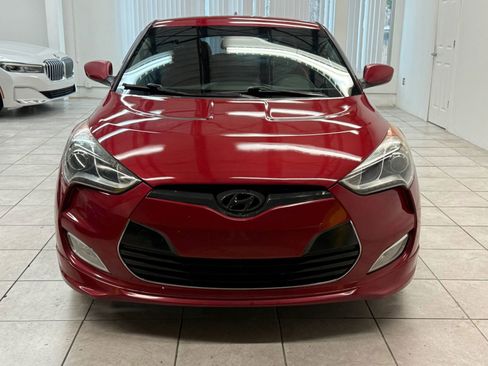 Used 2013 Hyundai Veloster RE:MIX Edition image 2