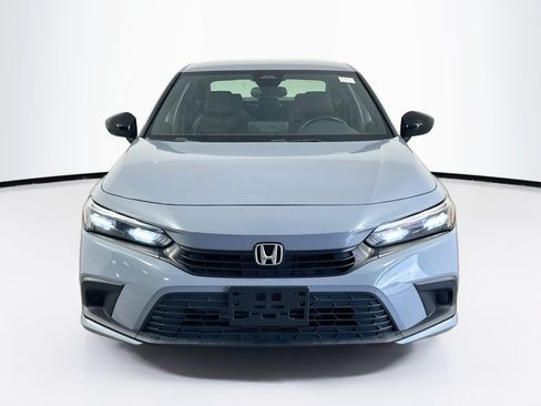 Used 2023 Honda Civic Sport image 2
