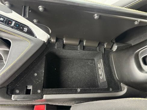 Used 2021 Chevrolet Corvette Stingray Premium Conv w/ Chrome Exterior Badge Package image 23