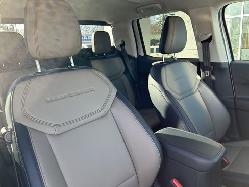 Used 2025 Ford Maverick Lariat w/ 4K Tow Package image 20