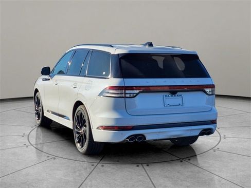 New 2026 Lincoln Aviator Reserve image 10