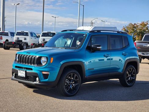 Used 2022 Jeep Renegade Altitude image 5