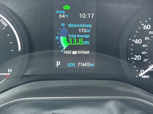 Used 2022 Toyota Sienna XLE image 29