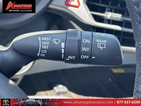 Certified 2023 Toyota Sienna Limited AWD/4WD image 31