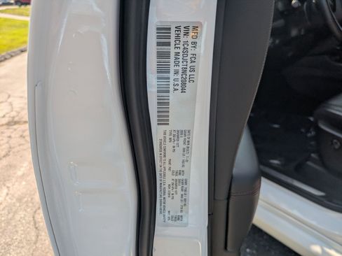 Certified 2022 Dodge Durango R/T w/ Blacktop Package image 42