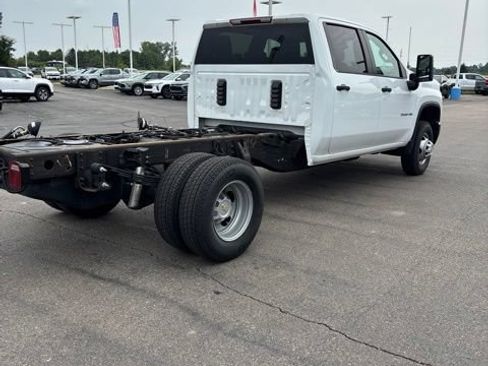 Used 2024 Chevrolet Silverado 3500 W/T w/ WT Convenience Package AWD/4WD image 5