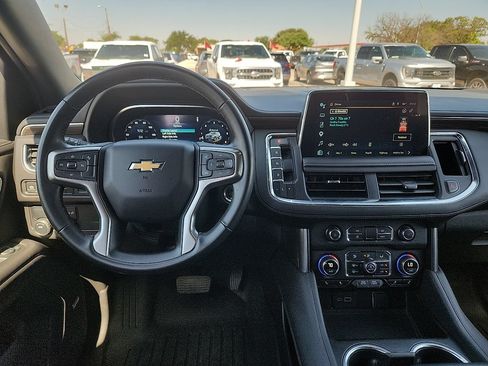 Used 2024 Chevrolet Tahoe LT RWD image 6