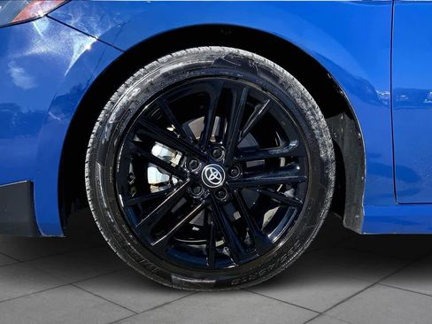 Certified 2025 Toyota Camry SE image 11