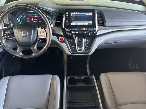Used 2018 Honda Odyssey EX-L image 12