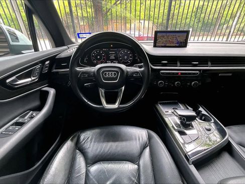 Used 2017 Audi Q7 3.0T Premium Plus image 5