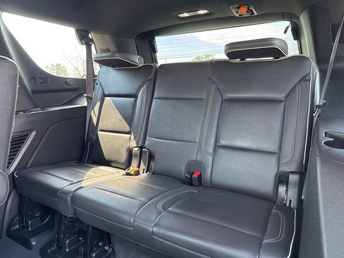 Used 2024 Chevrolet Tahoe Premier AWD/4WD image 24