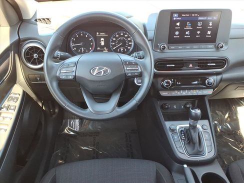 Used 2022 Hyundai Kona SEL w/ Convenience Package image 26