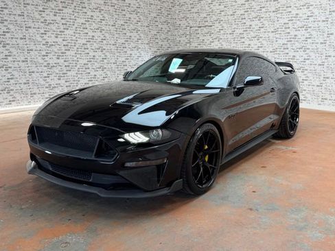 Used 2019 Ford Mustang GT Premium w/ Equipment Group 401A RWD image 3